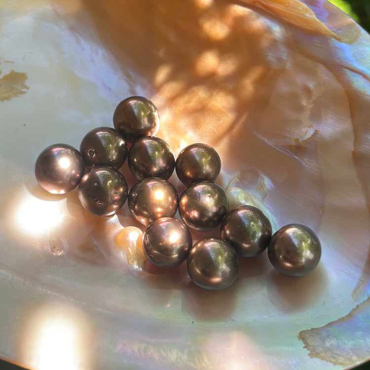 Chocolate Tahitian Pearl Bangle