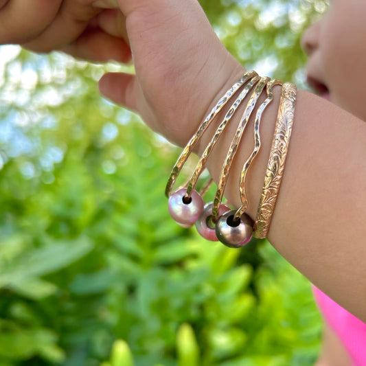 Keiki Liliʻuokalani Bangle