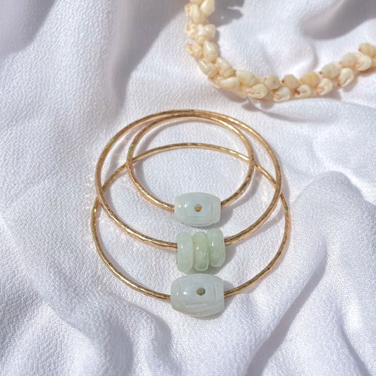 Keiki Mini Carved Jade Barrel Bangle