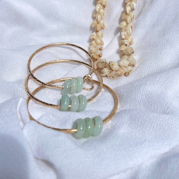 Keiki White Jade Donut Bangle