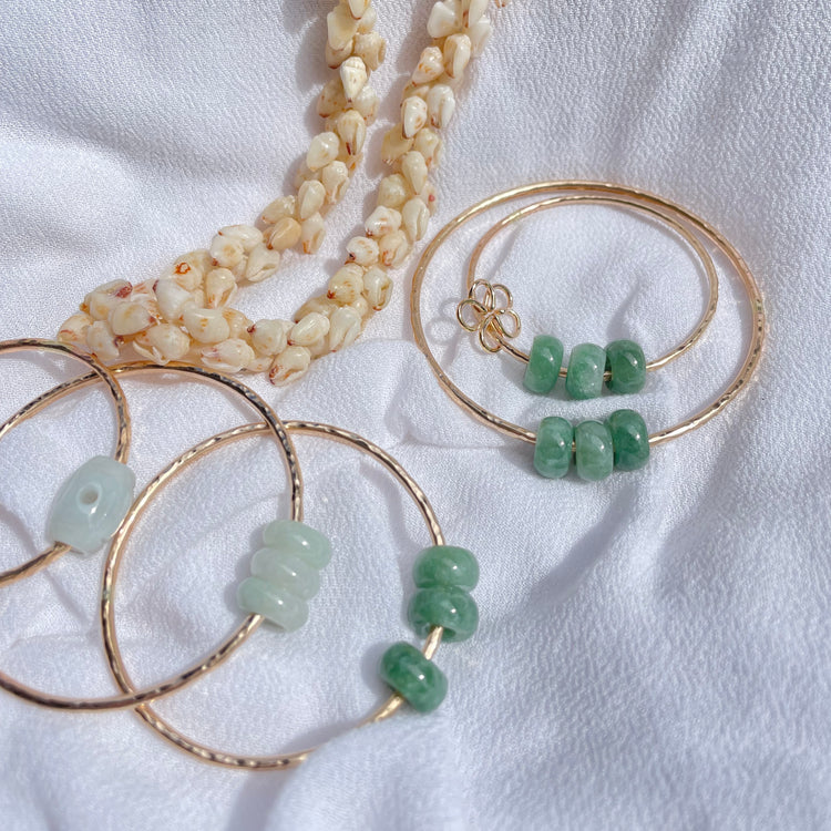 Keiki White Jade Donut Bangle