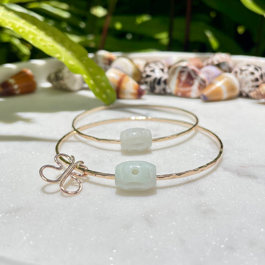 Jaded Mini Carved Barrel Bangle