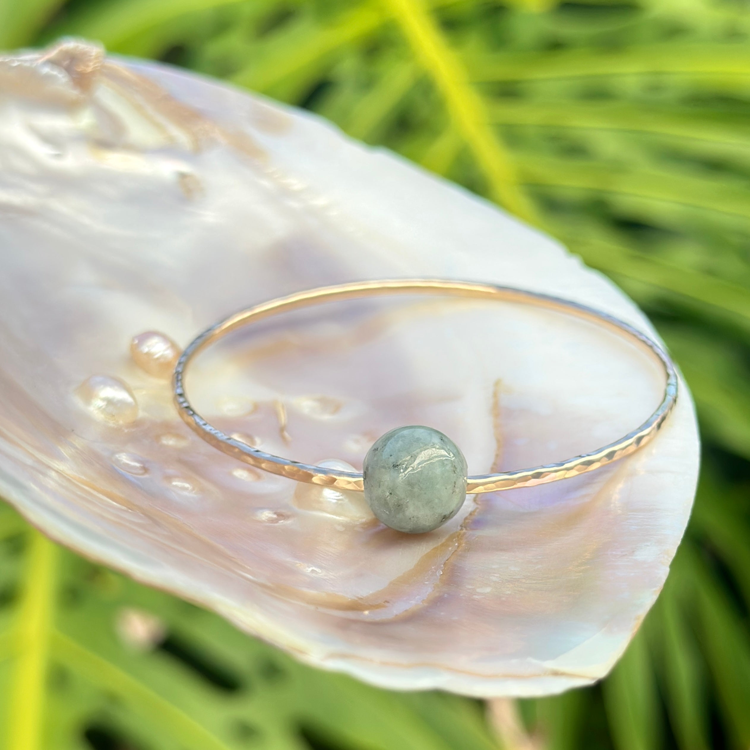 Juzu Bangle 012\"¿Me Quiera? Jade Bangles – Bangles by Ku'i