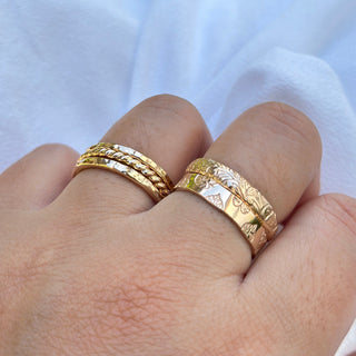 Lāʻape Monstera Ring