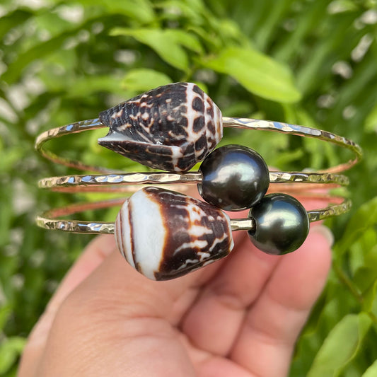 Black Chaldean Cone Shell Bangle